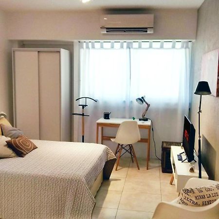 ブエノスアイレスDepartamento Monoambiente A Metros Del Obeliscoアパートメント エクステリア 写真